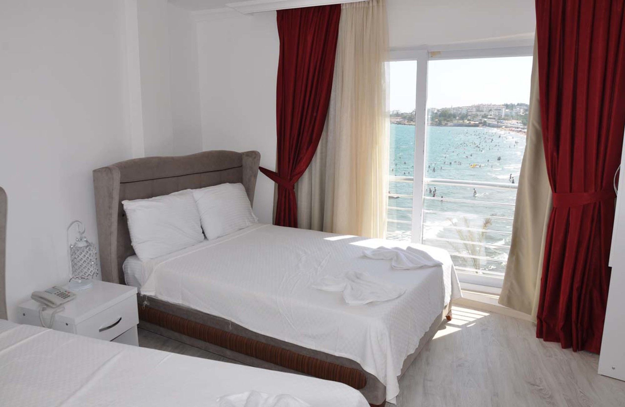 Tepe Beach Hotel Kizkalesi Esterno foto